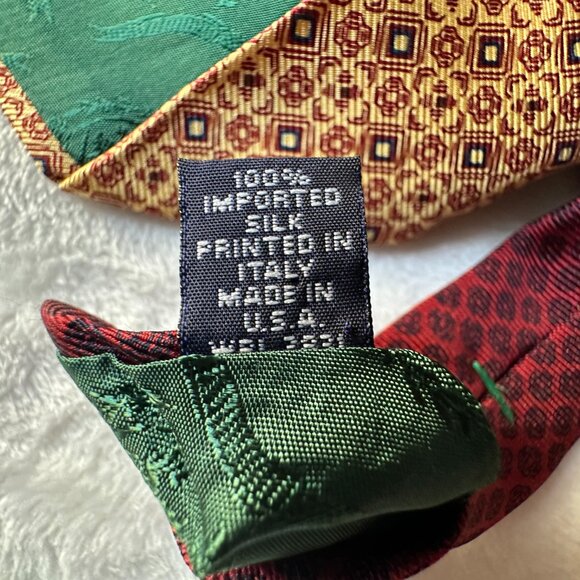 Vintage Tommy Hilfiger 100% Italian Silk Red & Gold Paisley 2 Tone Neck Tie - Picture 5 of 7